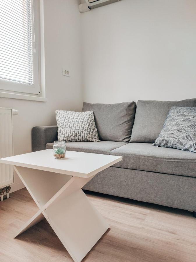Studio Apartment Sanya Ljubljana Exterior photo